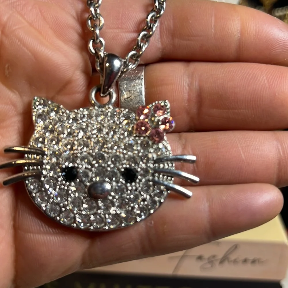 Bling Hello Kitty - Picture 2 of 2